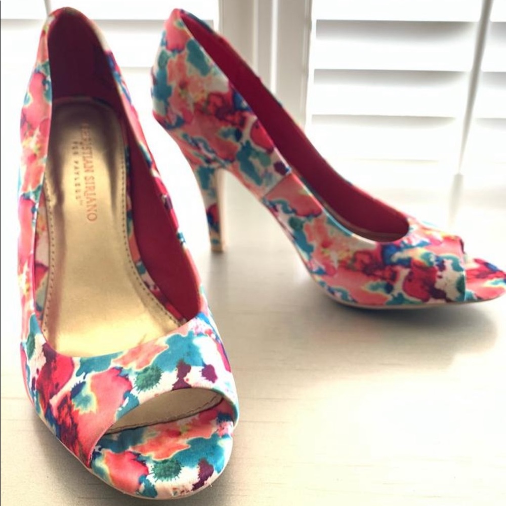Women’s vibrant Christian Soriano | Heels